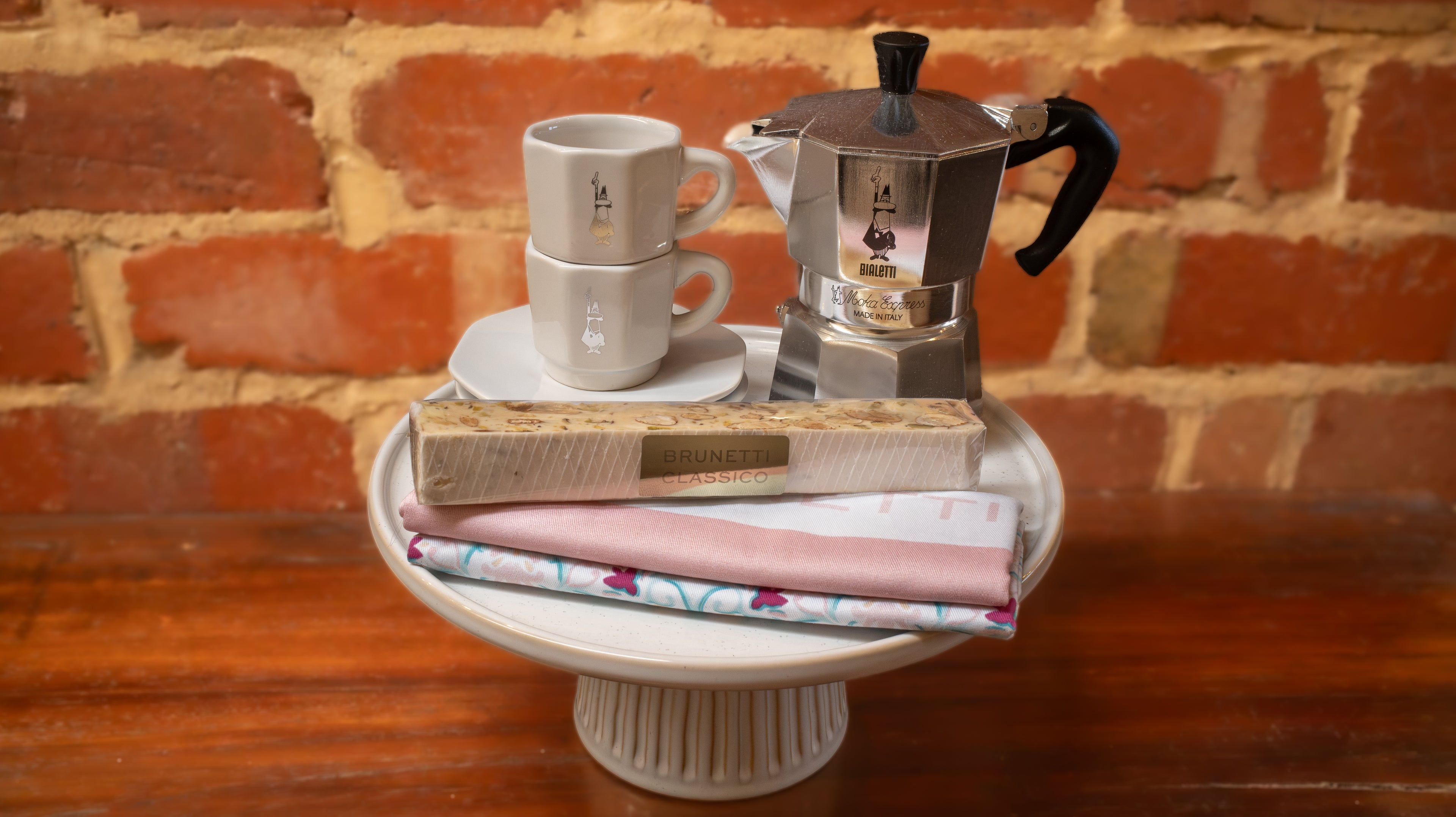 Brunetti & Bialetti Italian Coffee Gift Set | Moka 3-Cup Espresso Maker, 2 Coffee Cups, Tea Towel & Torrone Rare and Ready Gifts